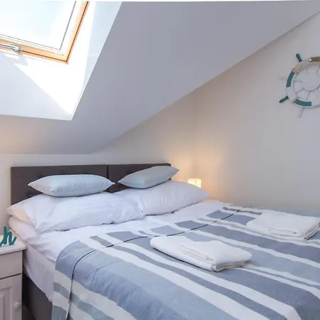 Rejs Nad Zalewem # Z Klimatyzacja * 库瑞尼卡慕斯卡