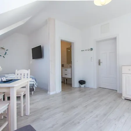 Rejs Nad Zalewem # Z Klimatyzacja 民宿 *