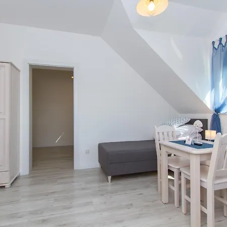 Homestay Rejs Nad Zalewem # Z Klimatyzacja